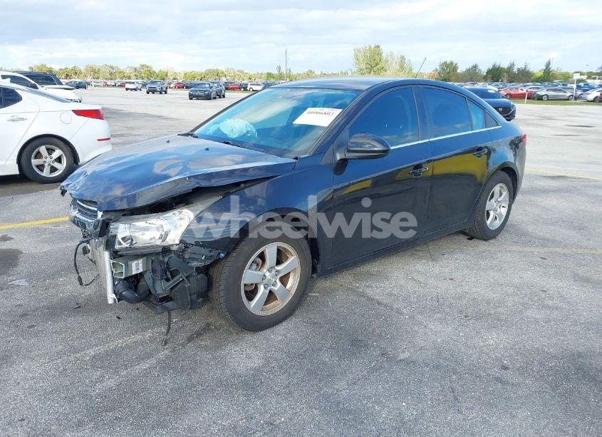 Photo 2 of 2016 Chevrolet Cruze LIMITED 1LT AUTO (VIN 1G1PE5SB4G7196319)