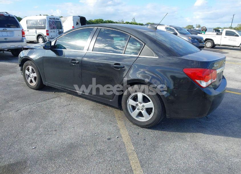 Photo 3 of 2016 Chevrolet Cruze LIMITED 1LT AUTO (VIN 1G1PE5SB4G7196319)
