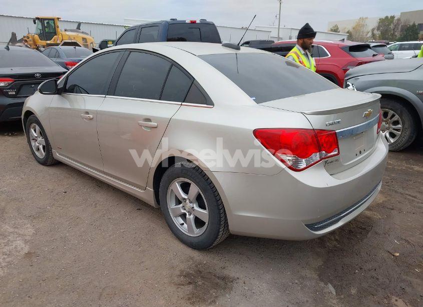 Photo 3 of 2016 Chevrolet Cruze LIMITED 1LT AUTO (VIN 1G1PE5SB4G7203091)
