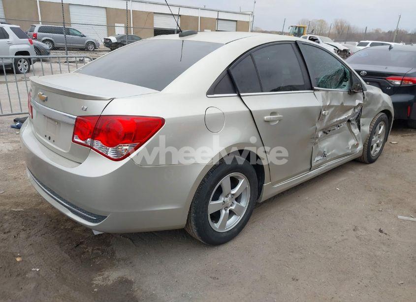 Photo 4 of 2016 Chevrolet Cruze LIMITED 1LT AUTO (VIN 1G1PE5SB4G7203091)