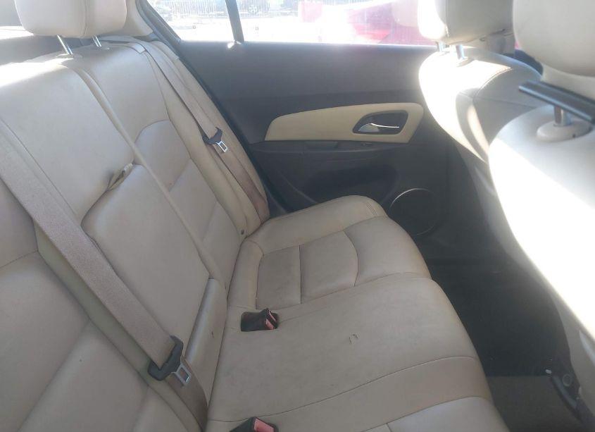 Photo 8 of 2013 Chevrolet Cruze 2LT AUTO (VIN 1G1PE5SB5D7113220)