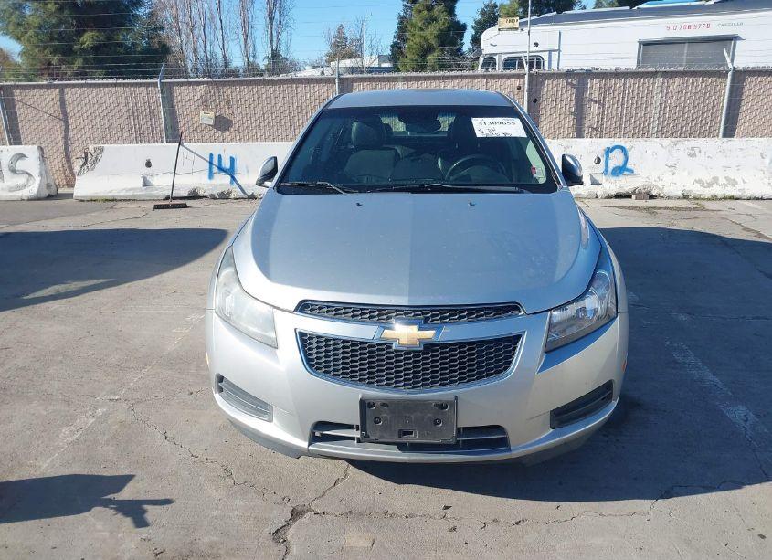 Photo 6 of 2013 Chevrolet Cruze (VIN 1G1PE5SB5D7293847)