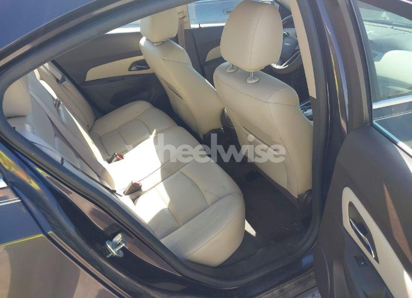 Photo 8 of 2013 Chevrolet Cruze 2LT AUTO (VIN 1G1PE5SB5D7319508)
