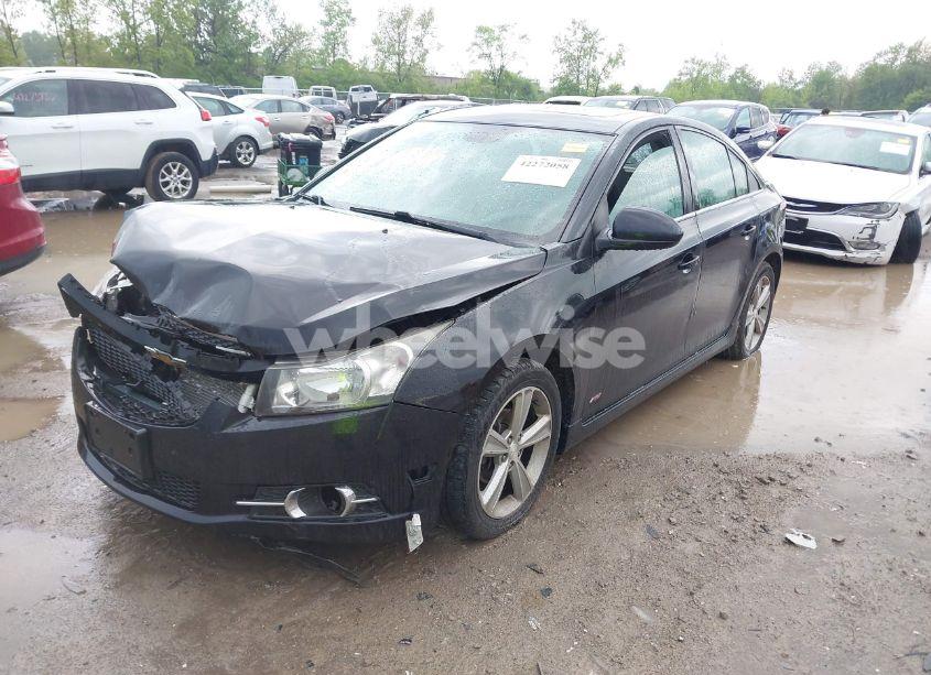 Photo 2 of 2014 Chevrolet Cruze 2LT AUTO (VIN 1G1PE5SB5E7259991)