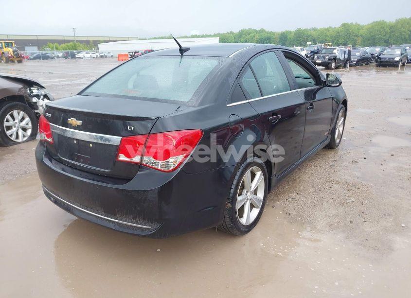 Photo 4 of 2014 Chevrolet Cruze 2LT AUTO (VIN 1G1PE5SB5E7259991)