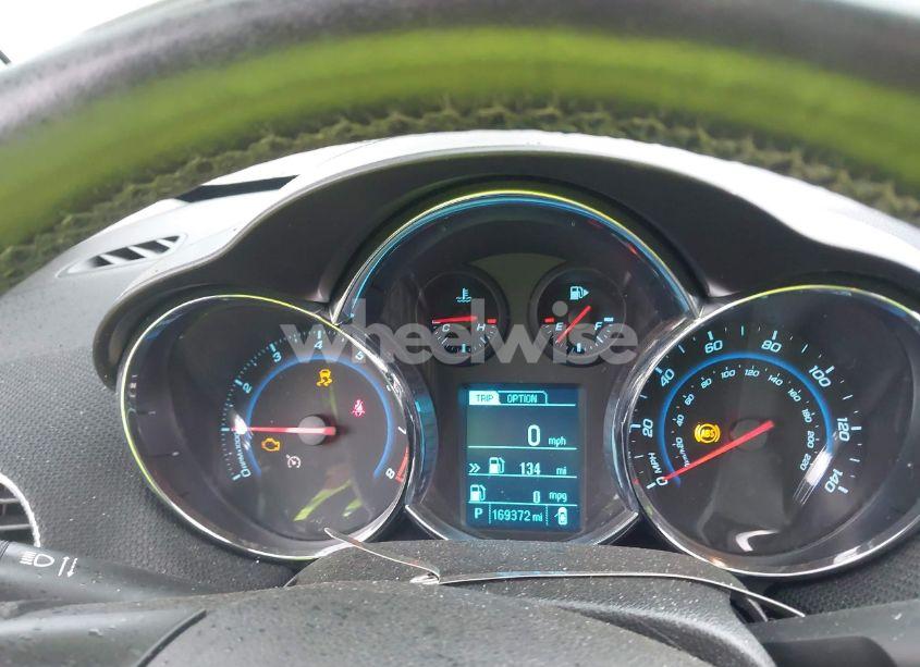 Photo 7 of 2014 Chevrolet Cruze 2LT AUTO (VIN 1G1PE5SB5E7259991)