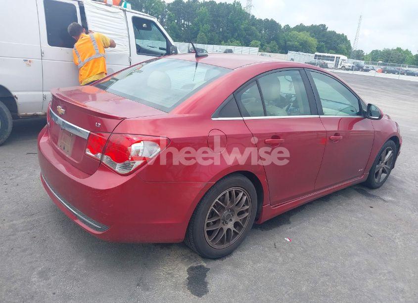 Photo 4 of 2014 Chevrolet Cruze 2LT AUTO (VIN 1G1PE5SB5E7320031)