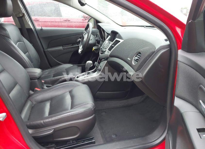 Photo 5 of 2014 Chevrolet Cruze 2LT AUTO (VIN 1G1PE5SB5E7379810)