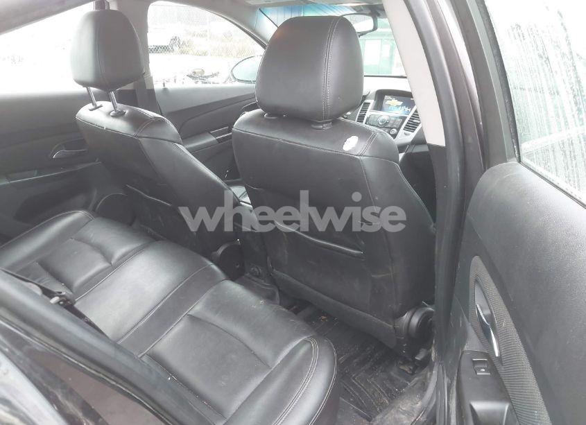 Photo 8 of 2014 Chevrolet Cruze 2LT AUTO (VIN 1G1PE5SB5E7395943)