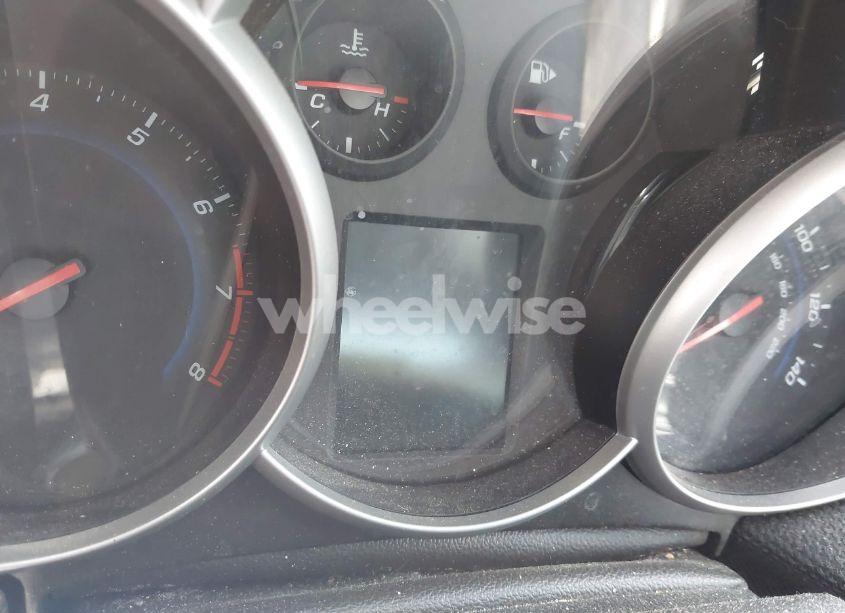 Photo 7 of 2014 Chevrolet Cruze 2LT AUTO (VIN 1G1PE5SB5E7397529)