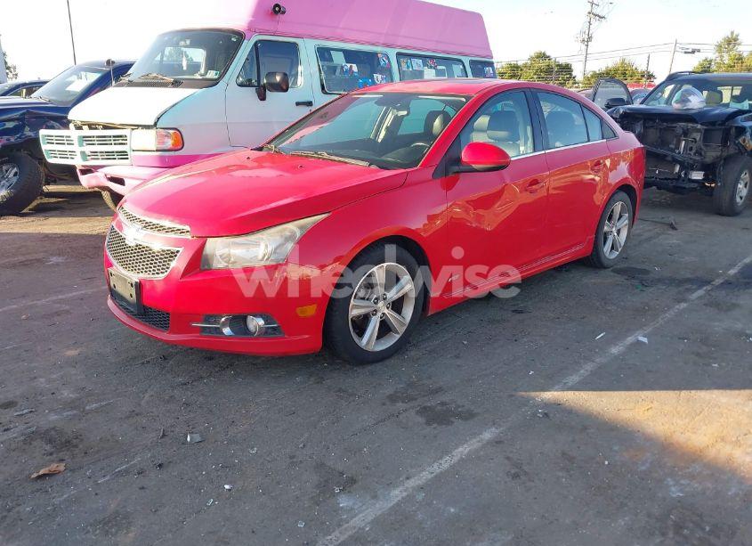 Photo 2 of 2014 Chevrolet Cruze 2LT AUTO (VIN 1G1PE5SB5E7432330)