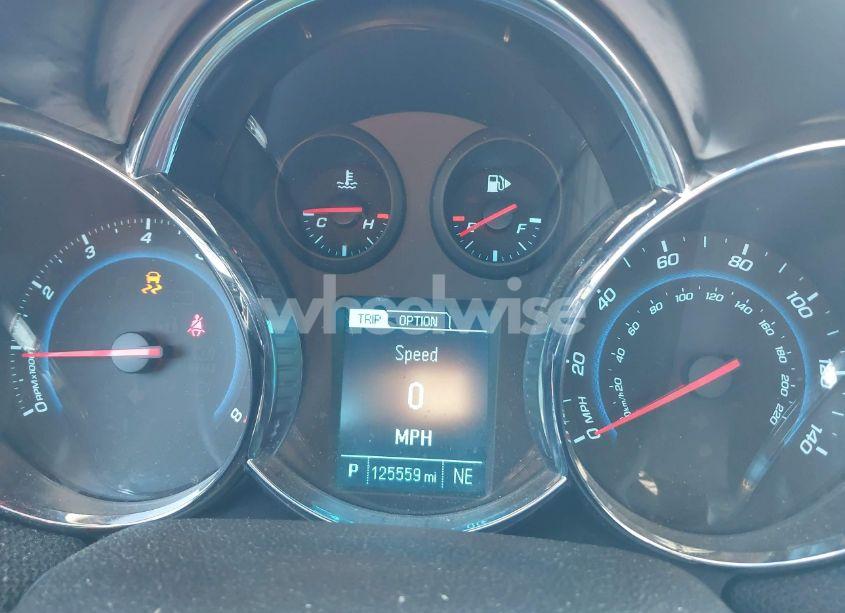 Photo 7 of 2014 Chevrolet Cruze 2LT AUTO (VIN 1G1PE5SB5E7432330)