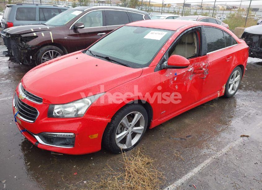 Photo 2 of 2015 Chevrolet Cruze 2LT AUTO (VIN 1G1PE5SB5F7120204)