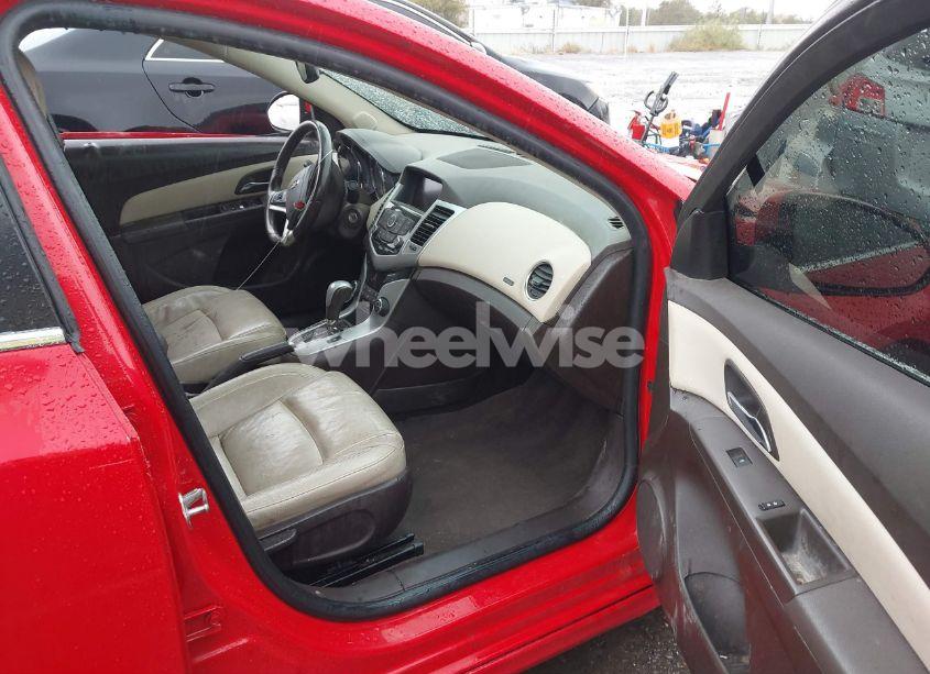 Photo 5 of 2015 Chevrolet Cruze 2LT AUTO (VIN 1G1PE5SB5F7120204)