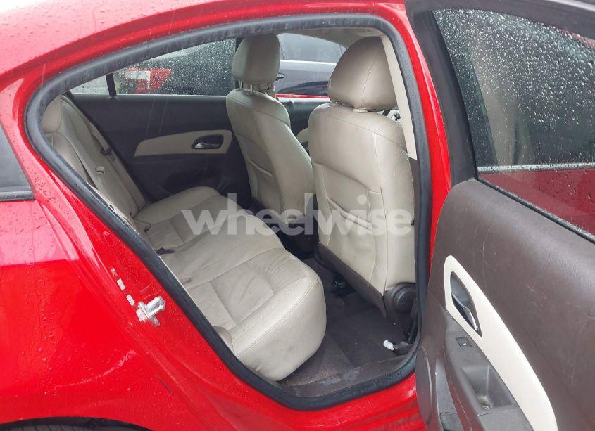 Photo 8 of 2015 Chevrolet Cruze 2LT AUTO (VIN 1G1PE5SB5F7120204)