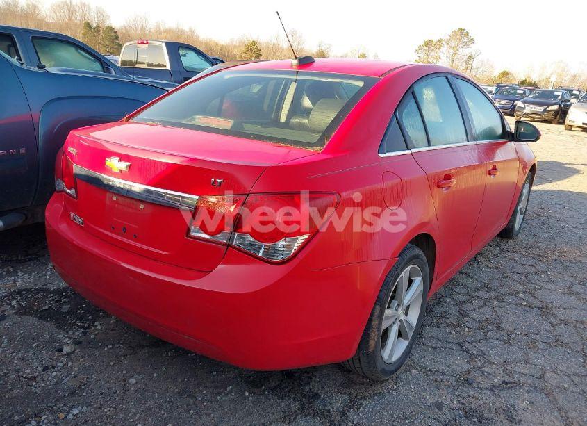 Photo 4 of 2015 Chevrolet Cruze 2LT AUTO (VIN 1G1PE5SB5F7146415)