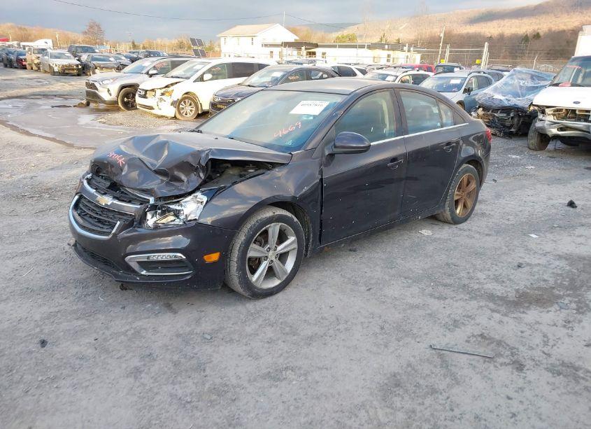 Photo 2 of 2015 Chevrolet Cruze 2LT AUTO (VIN 1G1PE5SB5F7164669)