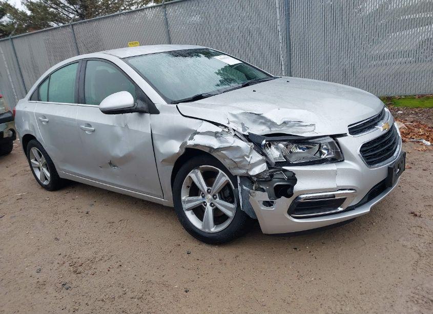 2015 Chevrolet Cruze 2LT AUTO (VIN 1G1PE5SB5F7195579) main photo