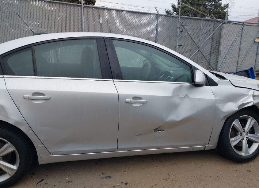 Photo 13 of 2015 Chevrolet Cruze 2LT AUTO (VIN 1G1PE5SB5F7195579)