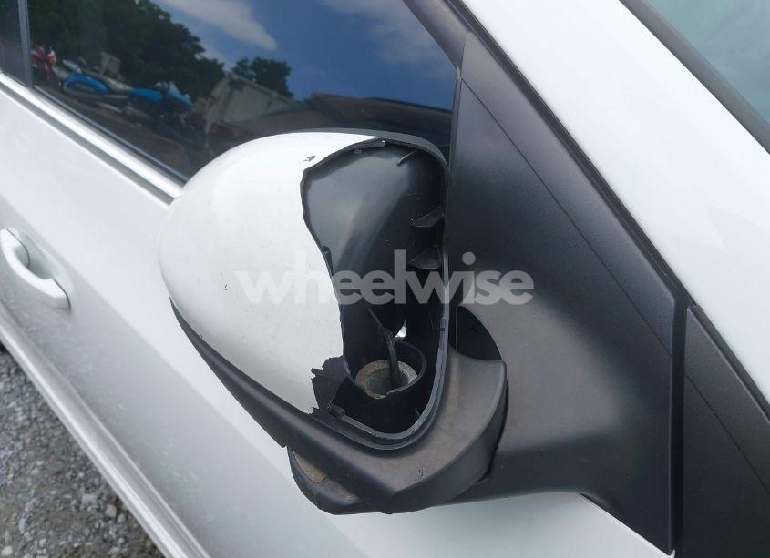 Photo 12 of 2015 Chevrolet Cruze 2LT AUTO (VIN 1G1PE5SB5F7211697)