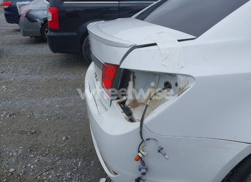 Photo 13 of 2015 Chevrolet Cruze 2LT AUTO (VIN 1G1PE5SB5F7211697)