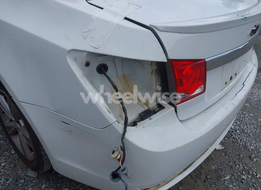 Photo 15 of 2015 Chevrolet Cruze 2LT AUTO (VIN 1G1PE5SB5F7211697)