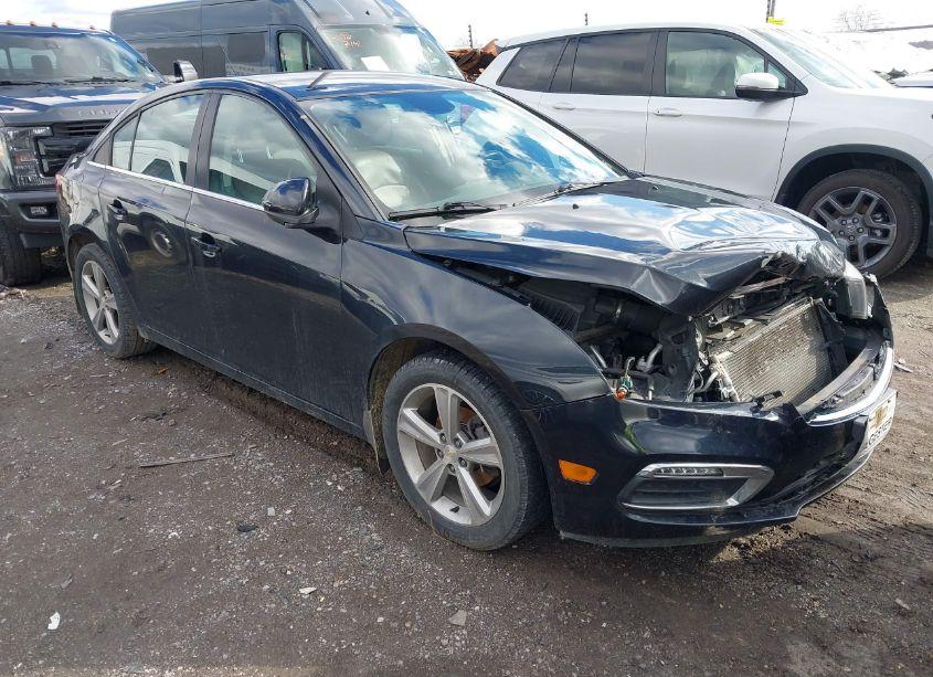 2015 Chevrolet Cruze 2LT AUTO (VIN 1G1PE5SB5F7233635) main photo