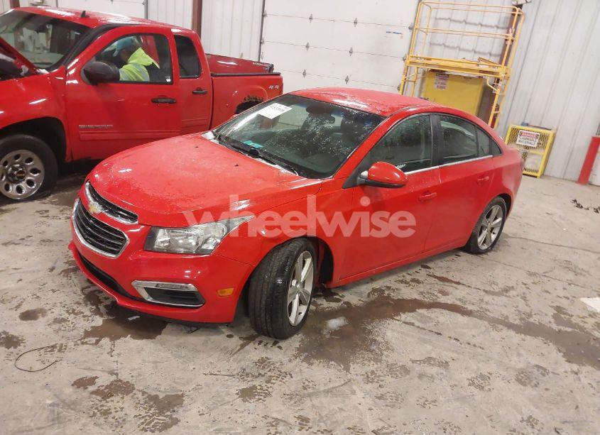 Photo 2 of 2015 Chevrolet Cruze 2LT AUTO (VIN 1G1PE5SB5F7264173)