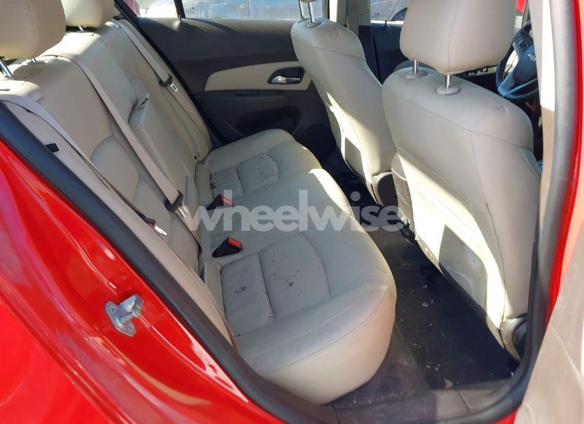 Photo 8 of 2015 Chevrolet Cruze 2LT AUTO (VIN 1G1PE5SB5F7286173)