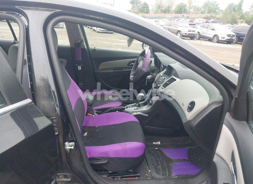 Photo 5 of 2016 Chevrolet Cruze LIMITED 1LT AUTO (VIN 1G1PE5SB5G7114811)