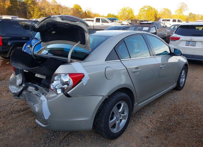Photo 4 of 2016 Chevrolet Cruze LIMITED 1LT AUTO (VIN 1G1PE5SB5G7200717)