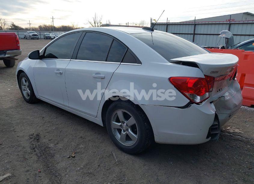 Photo 3 of 2016 Chevrolet Cruze LIMITED 1LT AUTO (VIN 1G1PE5SB5G7207117)