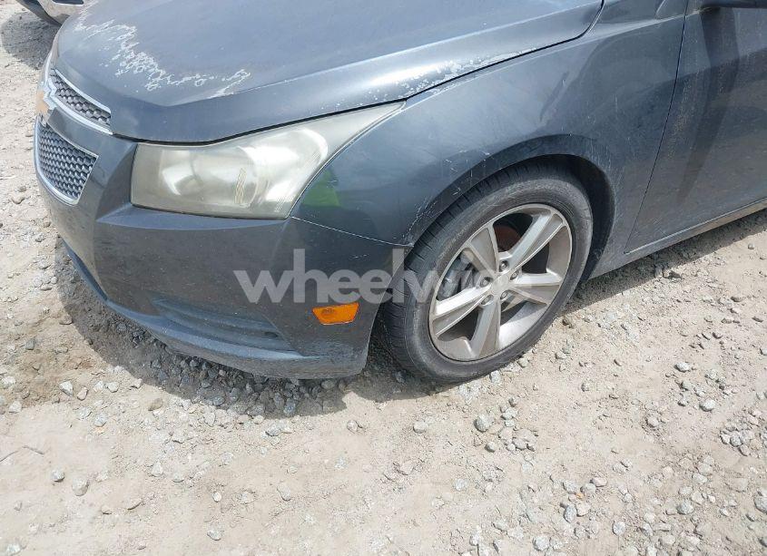 Photo 6 of 2013 Chevrolet Cruze 2LT AUTO (VIN 1G1PE5SB6D7130687)