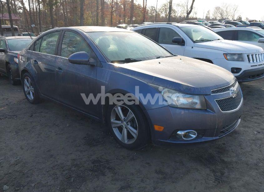 2013 Chevrolet Cruze 2LT AUTO (VIN 1G1PE5SB6D7132035) main photo