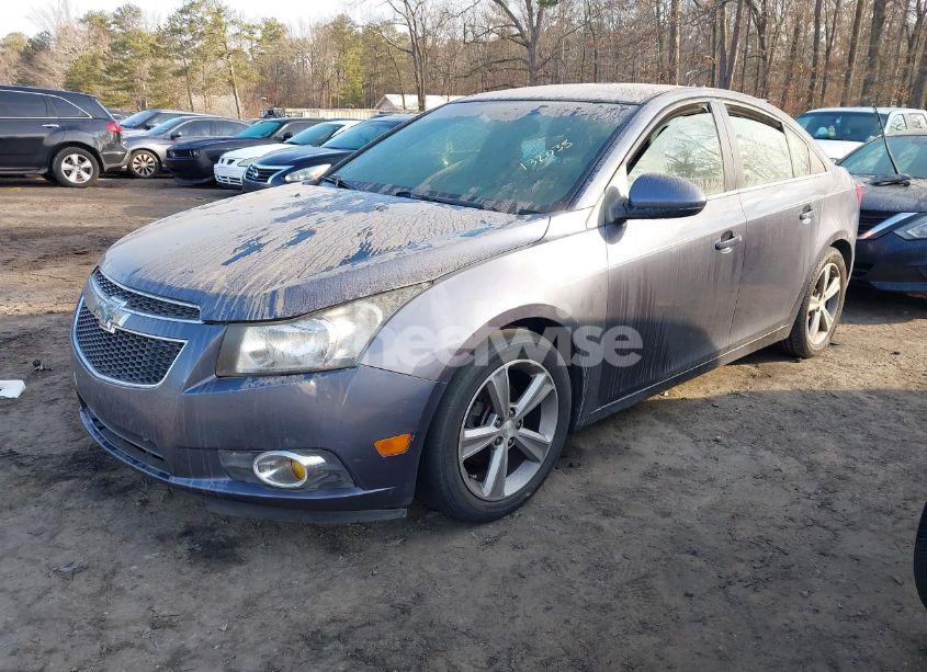 Photo 2 of 2013 Chevrolet Cruze 2LT AUTO (VIN 1G1PE5SB6D7132035)