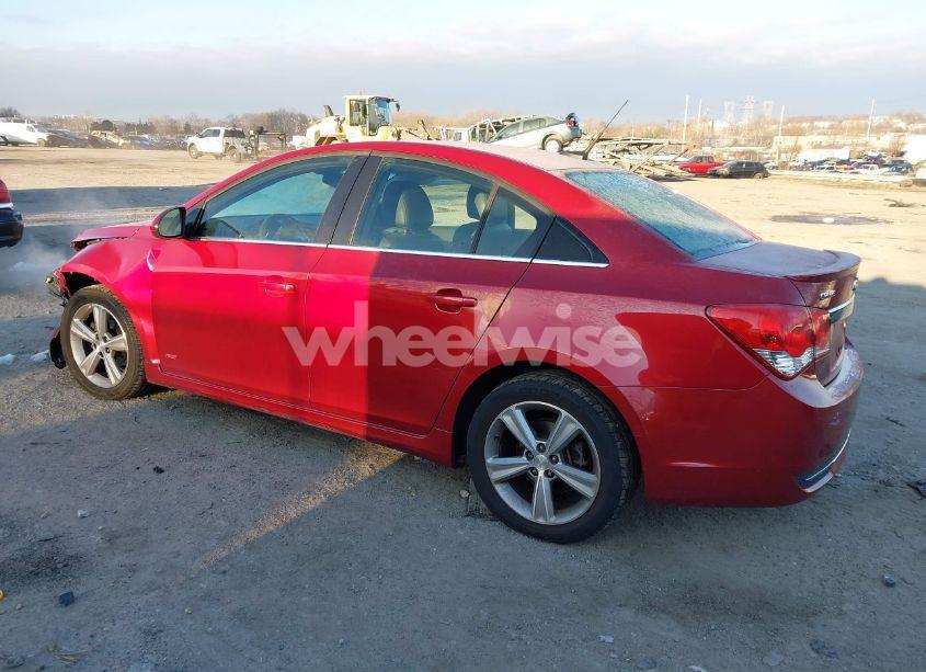 Photo 3 of 2013 Chevrolet Cruze 2LT AUTO (VIN 1G1PE5SB6D7204156)