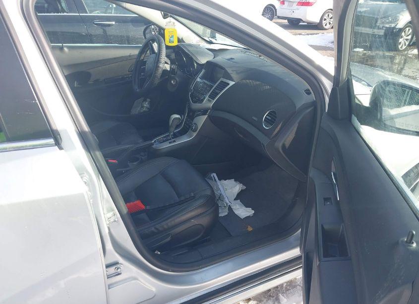 Photo 5 of 2013 Chevrolet Cruze 2LT AUTO (VIN 1G1PE5SB6D7315502)