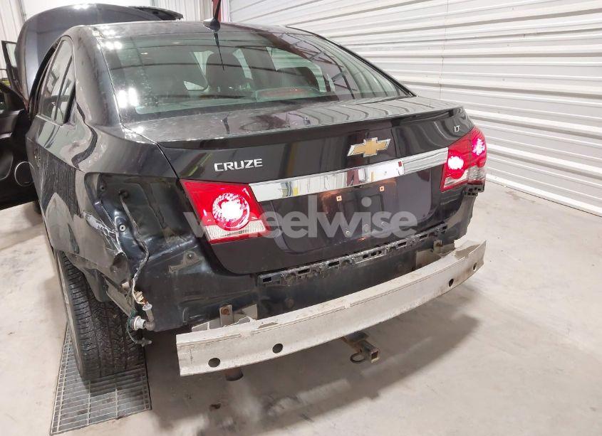 Photo 6 of 2014 Chevrolet Cruze 2LT AUTO (VIN 1G1PE5SB6E7167501)