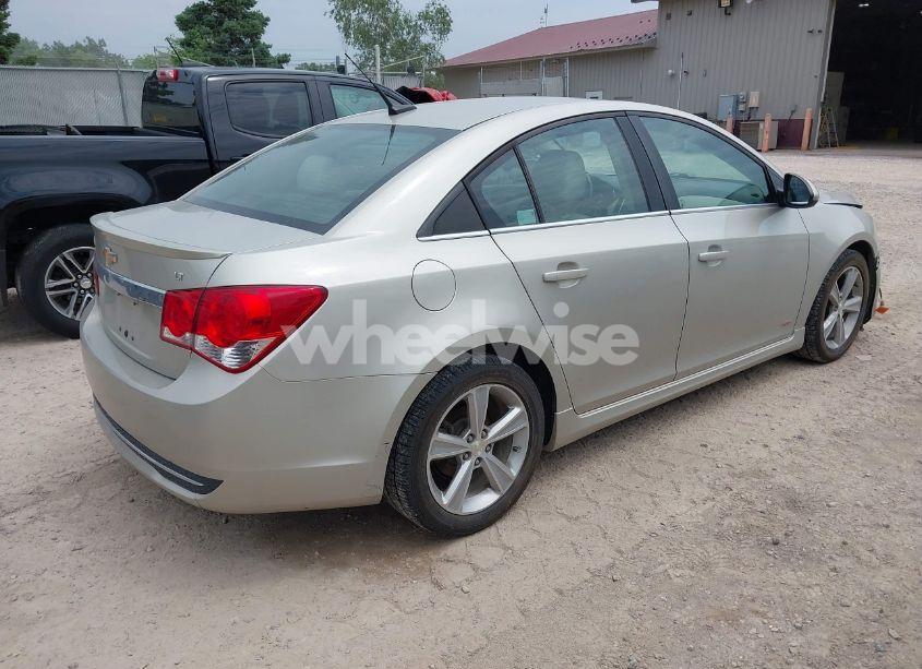 Photo 4 of 2014 Chevrolet Cruze 2LT AUTO (VIN 1G1PE5SB6E7222836)