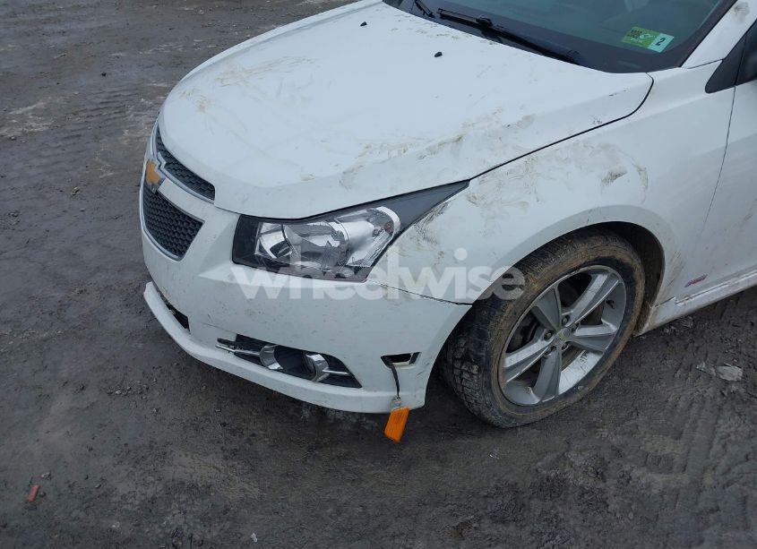 Photo 6 of 2014 Chevrolet Cruze 2LT AUTO (VIN 1G1PE5SB6E7327523)