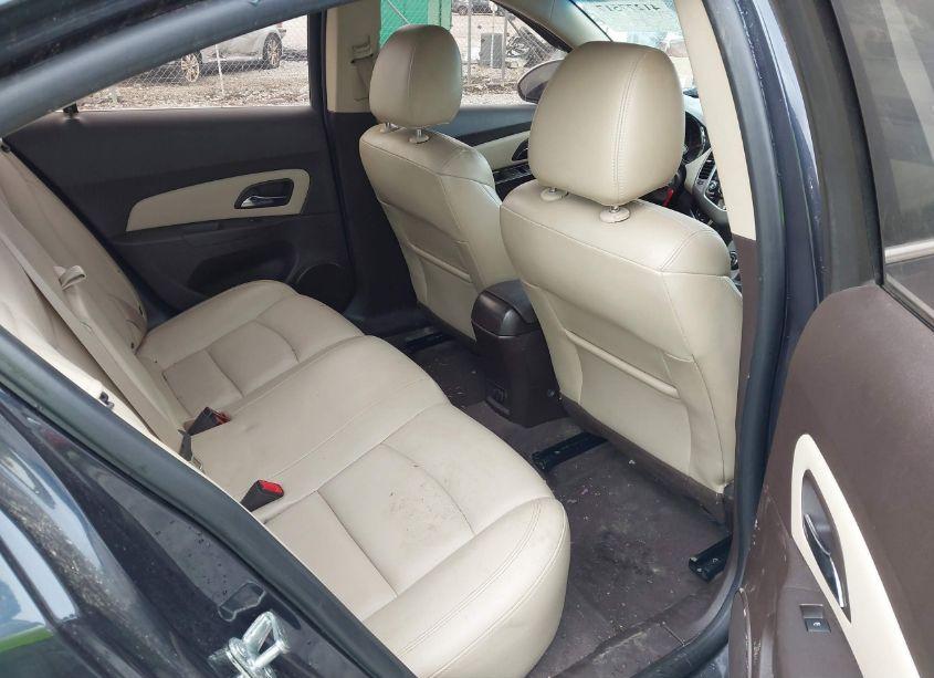 Photo 8 of 2014 Chevrolet Cruze 2LT AUTO (VIN 1G1PE5SB6E7365348)