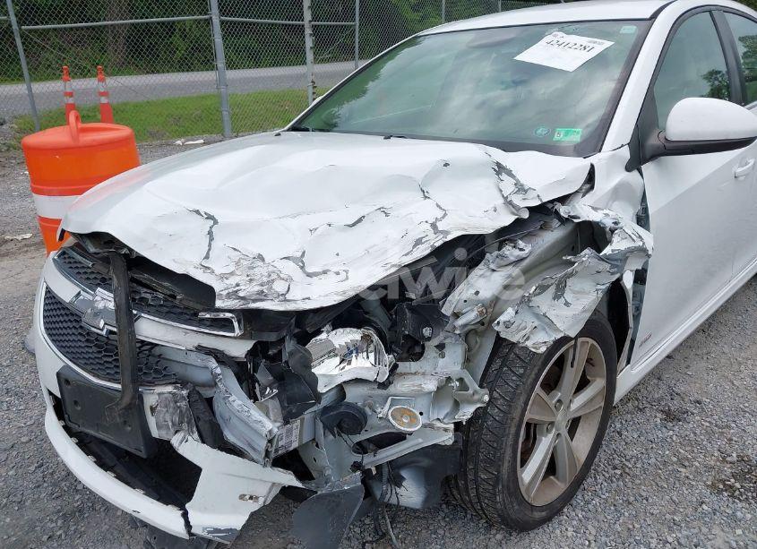 Photo 6 of 2014 Chevrolet Cruze 2LT AUTO (VIN 1G1PE5SB6E7370081)