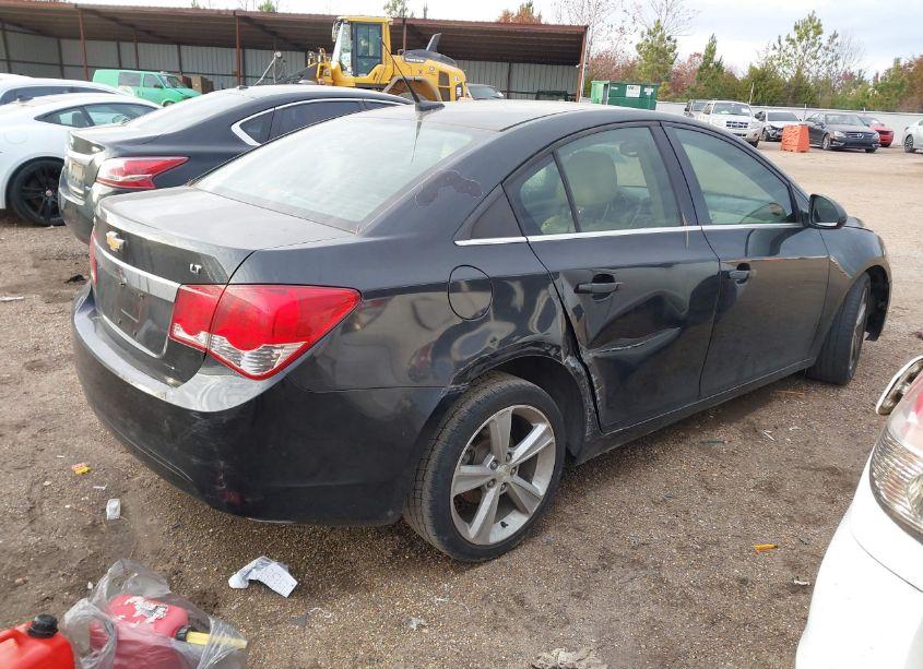 Photo 4 of 2014 Chevrolet Cruze 2LT AUTO (VIN 1G1PE5SB6E7376446)