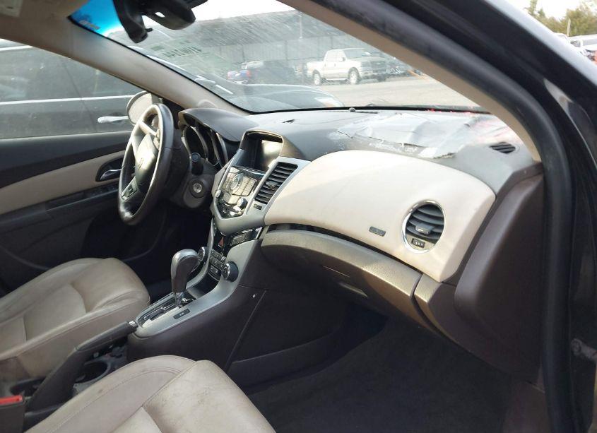 Photo 5 of 2014 Chevrolet Cruze 2LT AUTO (VIN 1G1PE5SB6E7376446)