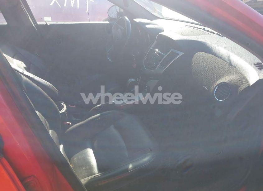 Photo 5 of 2015 Chevrolet Cruze 2LT AUTO (VIN 1G1PE5SB6F7172490)