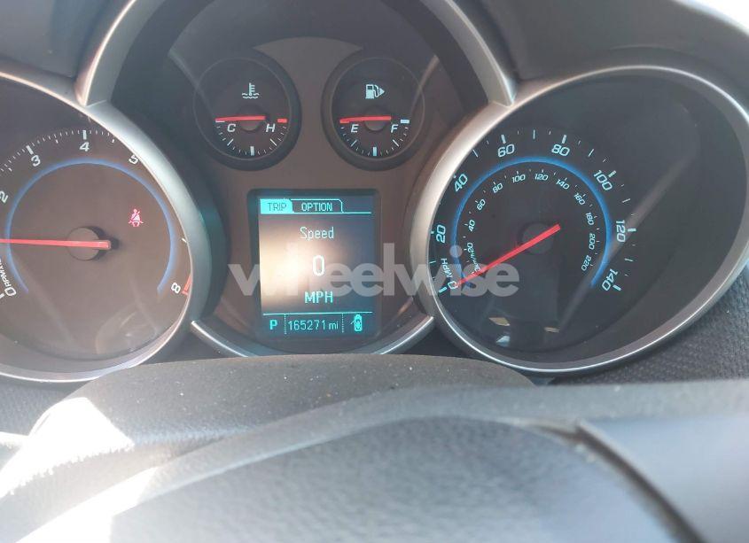 Photo 7 of 2015 Chevrolet Cruze 2LT AUTO (VIN 1G1PE5SB6F7172490)