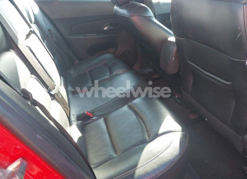 Photo 8 of 2015 Chevrolet Cruze 2LT AUTO (VIN 1G1PE5SB6F7172490)