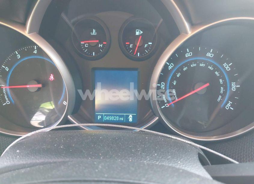 Photo 7 of 2015 Chevrolet Cruze 2LT AUTO (VIN 1G1PE5SB6F7173896)