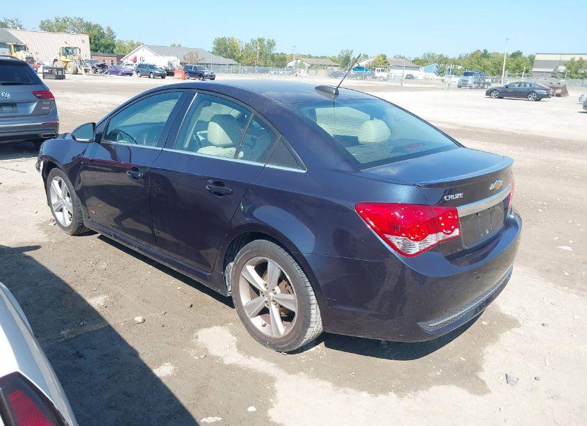 Photo 3 of 2015 Chevrolet Cruze 2LT AUTO (VIN 1G1PE5SB6F7218562)