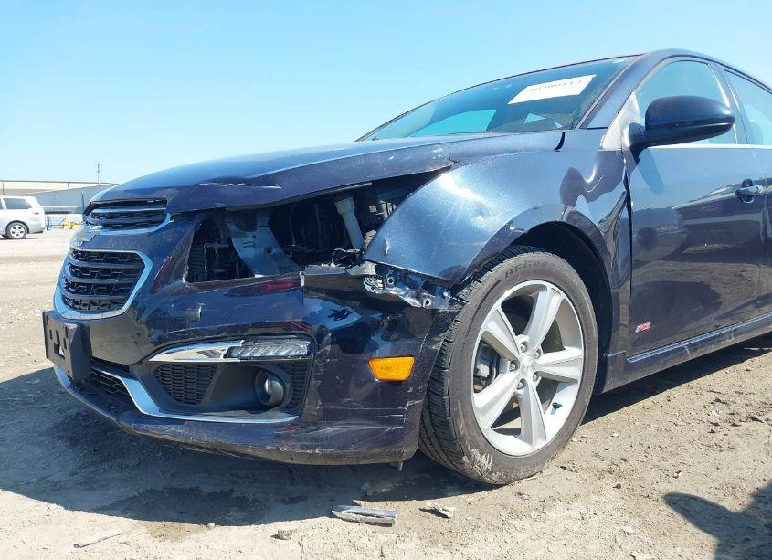 Photo 6 of 2015 Chevrolet Cruze 2LT AUTO (VIN 1G1PE5SB6F7218562)